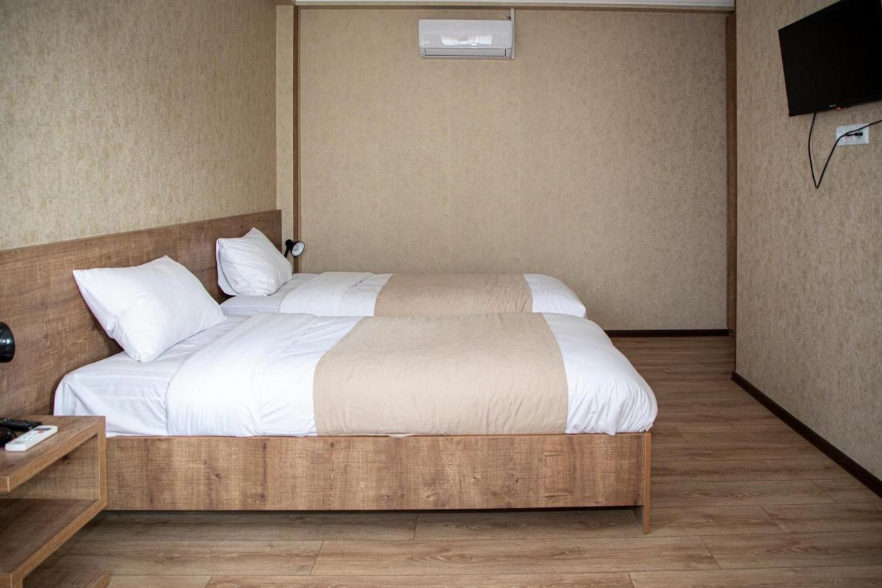 Chateau Orberi Hotel Ikalto Luaran gambar